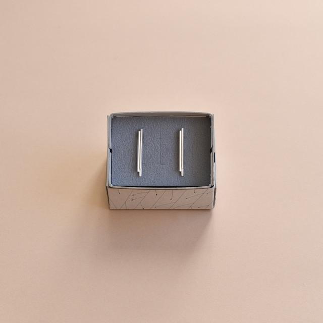 【Stud Earring】Frost / Pillar (single) - YURI MIYATA ONLINE STORE