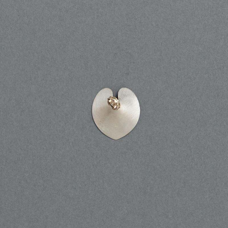 【Stud Earring】Leaf / Parabola (single) - YURI MIYATA ONLINE STORE