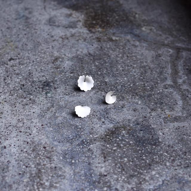 【Stud Earring】Leaf / Parabola (single) - YURI MIYATA ONLINE STORE