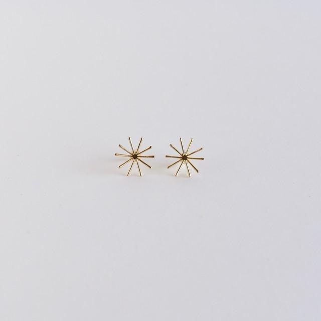 【Stud・Clip-on Earring】Leaf / Line S (single) - YURI MIYATA ONLINE STORE